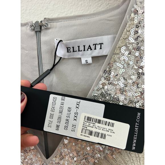 Elliatt Caledonia Long Sleeve Mini Dress Silver S NWT - Picture 4 of 8